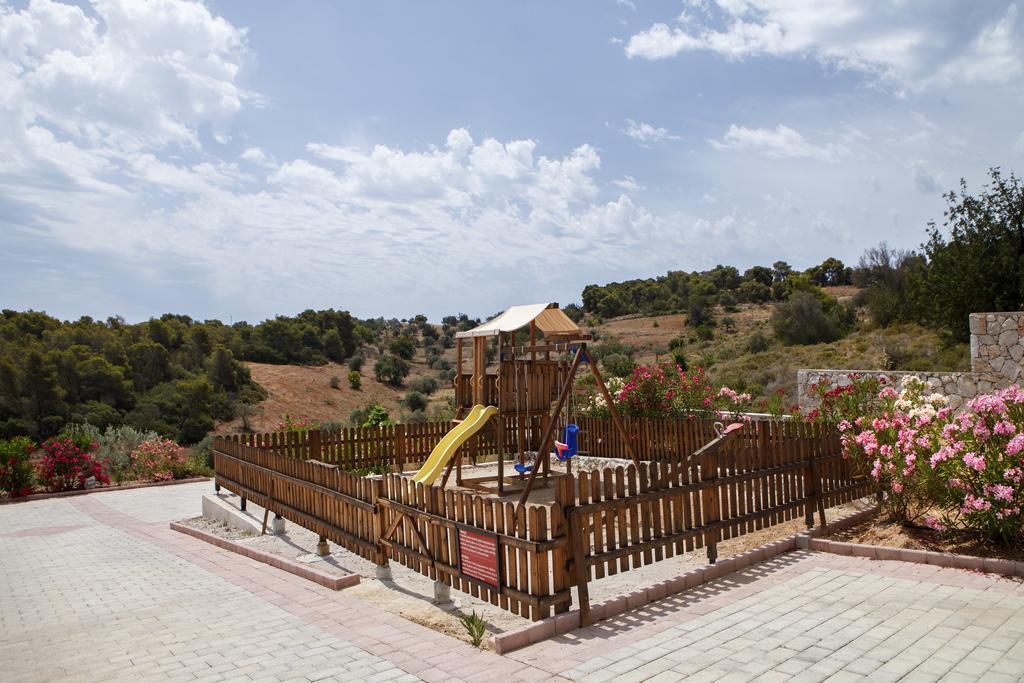 Edem Resort Порто Хели Екстериор снимка